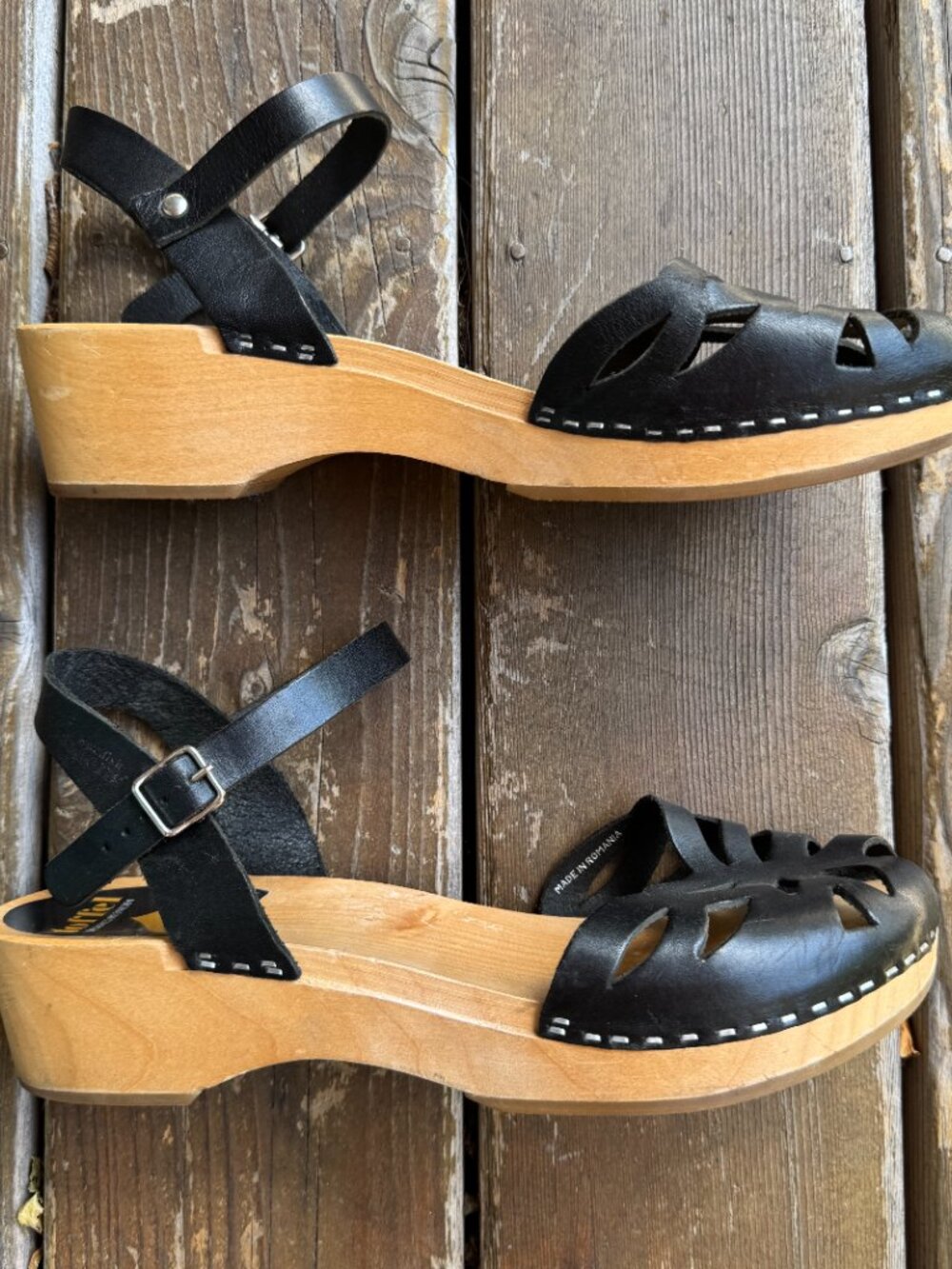 Swedish Hasbeens Black Ornament Clog Sandal in Women's US 10/41EU - Retail $260 - Picture 3 of 16
